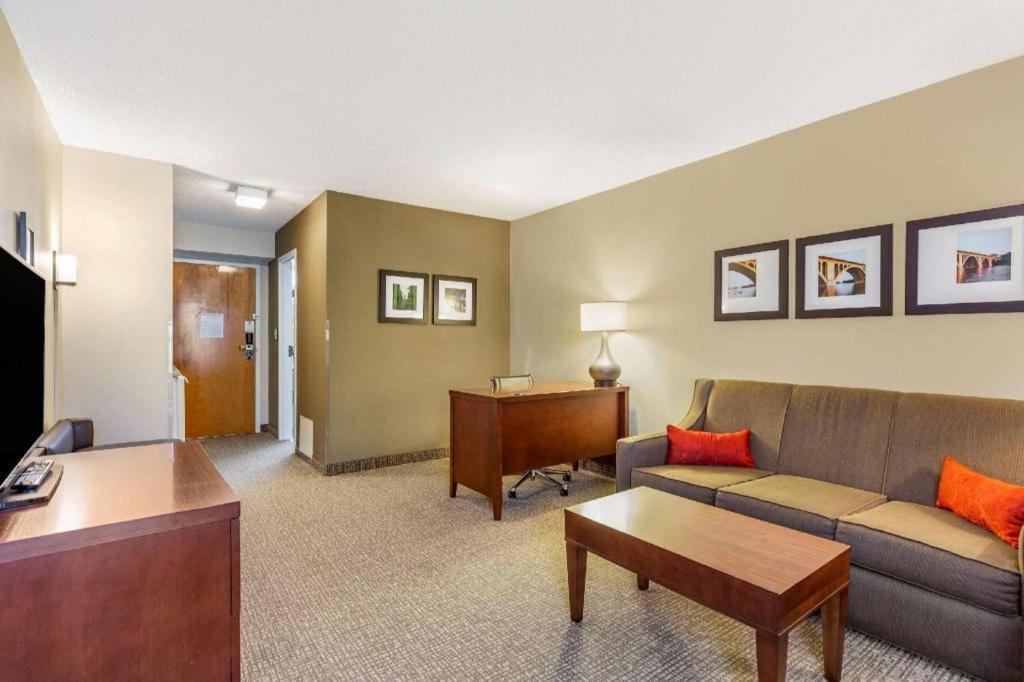 Comfort Inn Quantico Stafford Eksteriør billede
